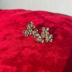 3 flower earrings!💐